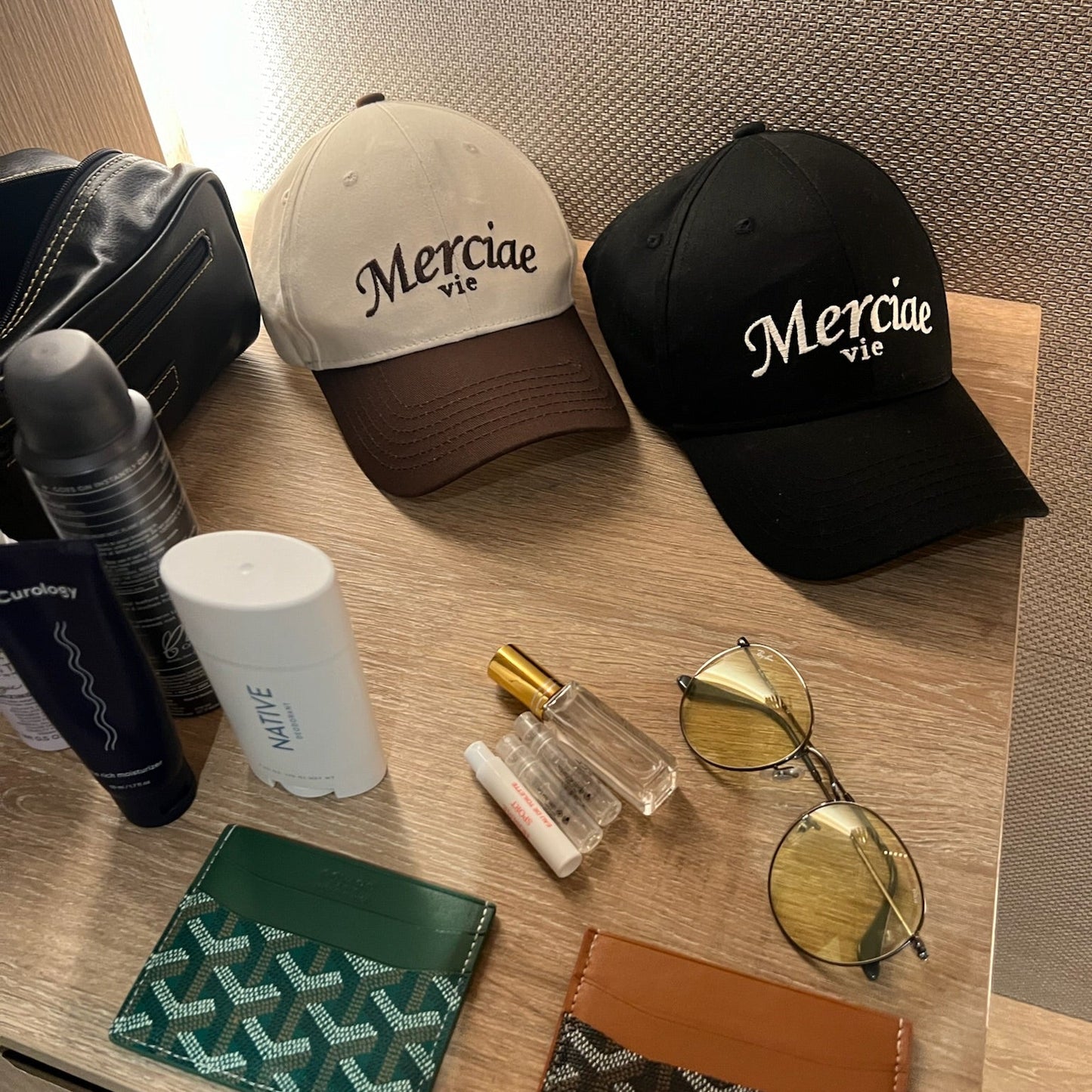 Merciae Vie Black Cap