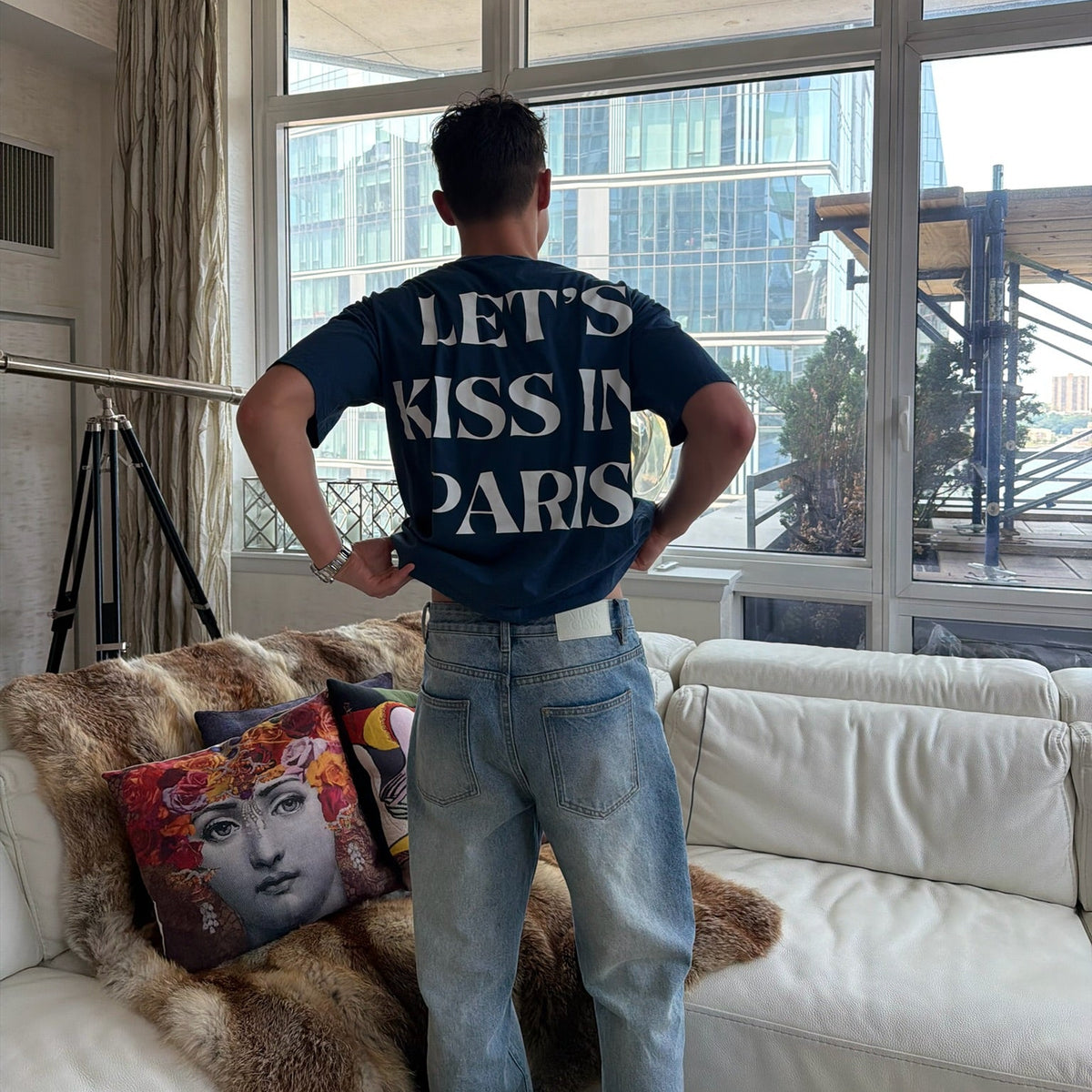 Let's Kiss in Paris Tee (Navy)